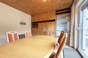 Esszimmer mit Terrassenzugang