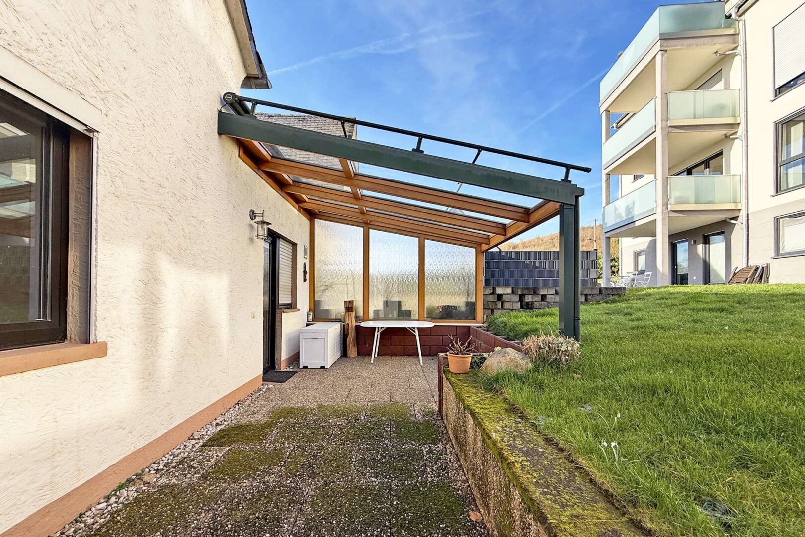 Überdachte Terrasse