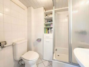 Badezimmer Wohnung 1.OG