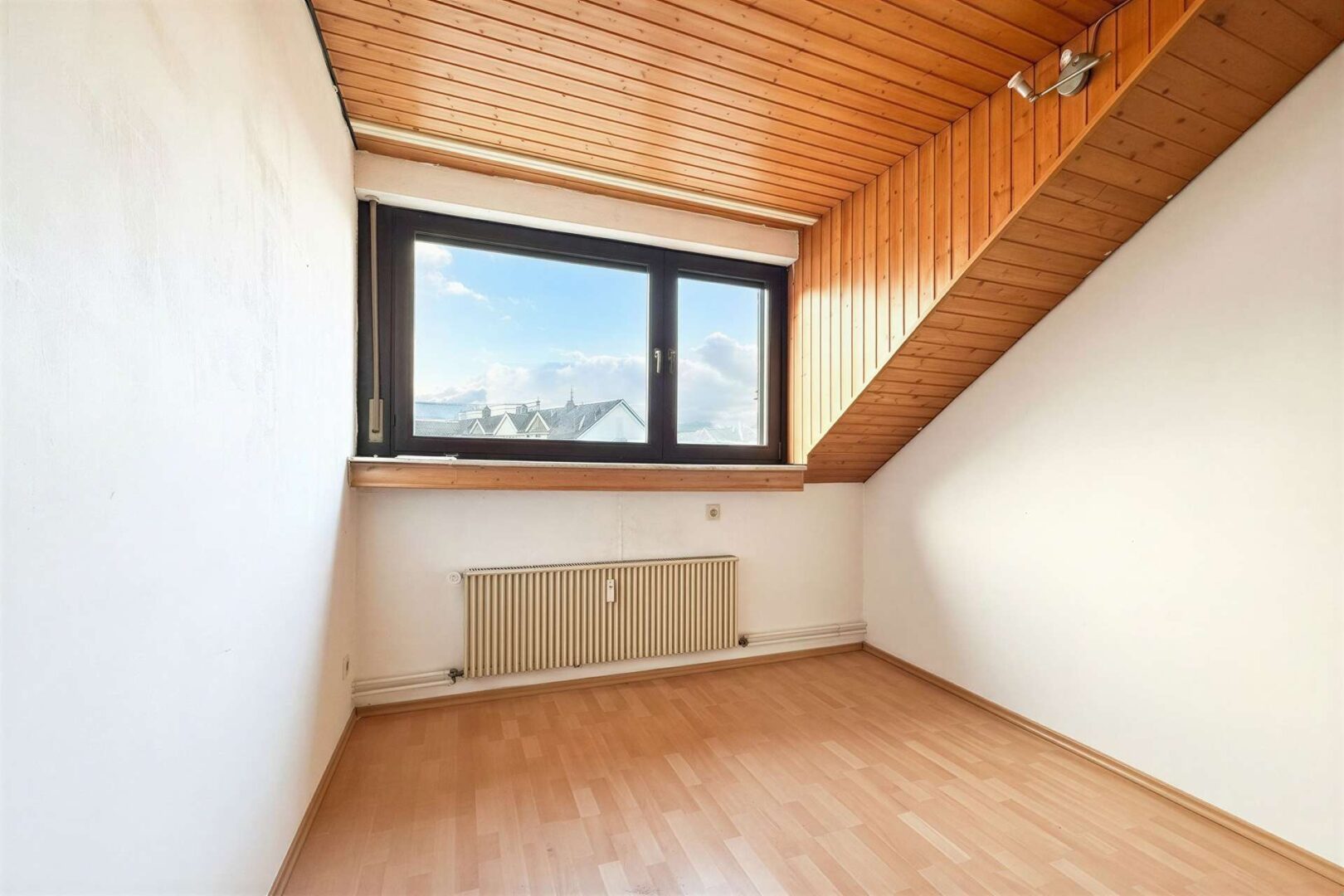 Schlafzimmer oder Büro DG