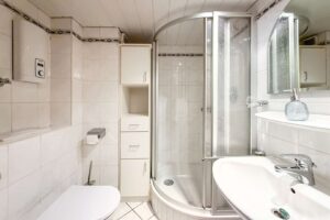 Badezimmer EG