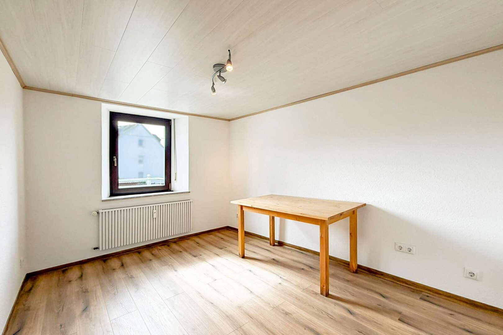 Schlafzimmer oder Büro 1.OG