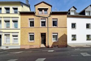 Vorderseite Gebäude