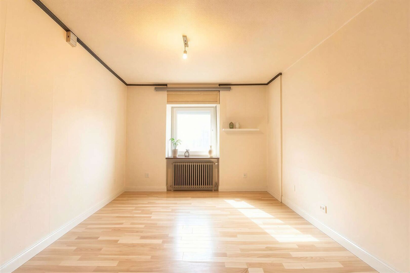 mögliches Wohn- & Schlafzimmer im EG