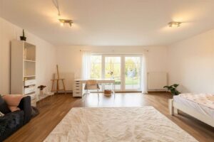 Schlafzimmer oder Hobbyraum im UG