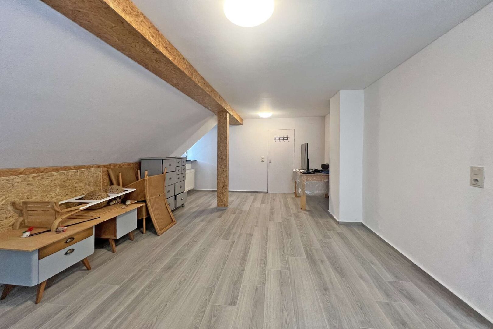 großes Schlafzimmer im OG