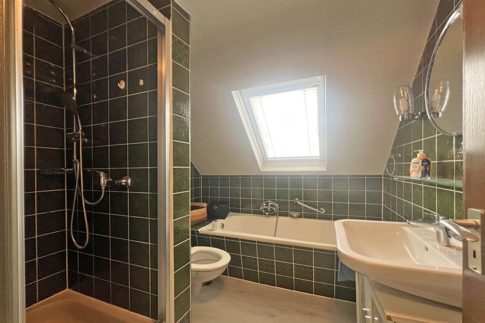 Badezimmer im OG