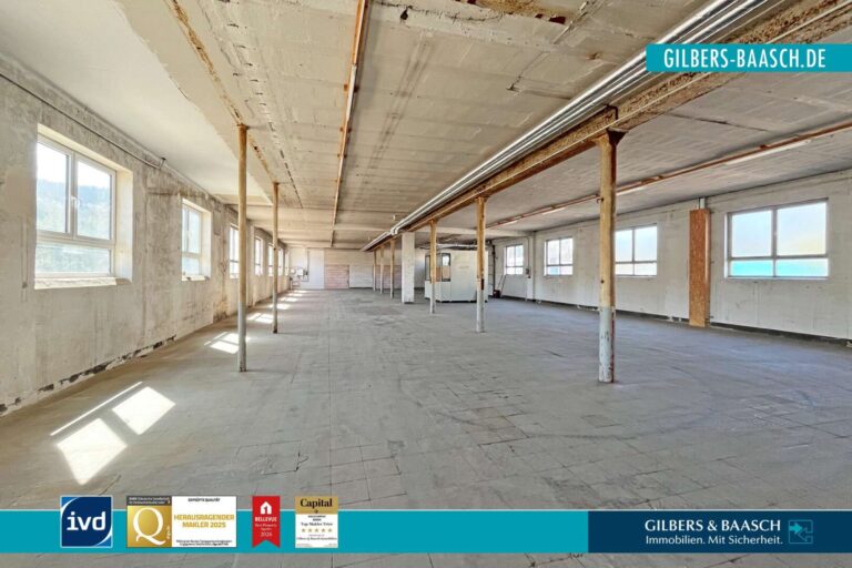 Gesamtfläche ca. 859 m²