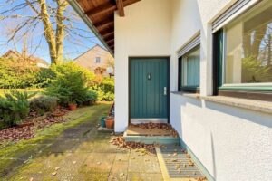 zweiter Hauseingang auf der Rückseite