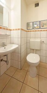 Gäste WC im Treppenhaus