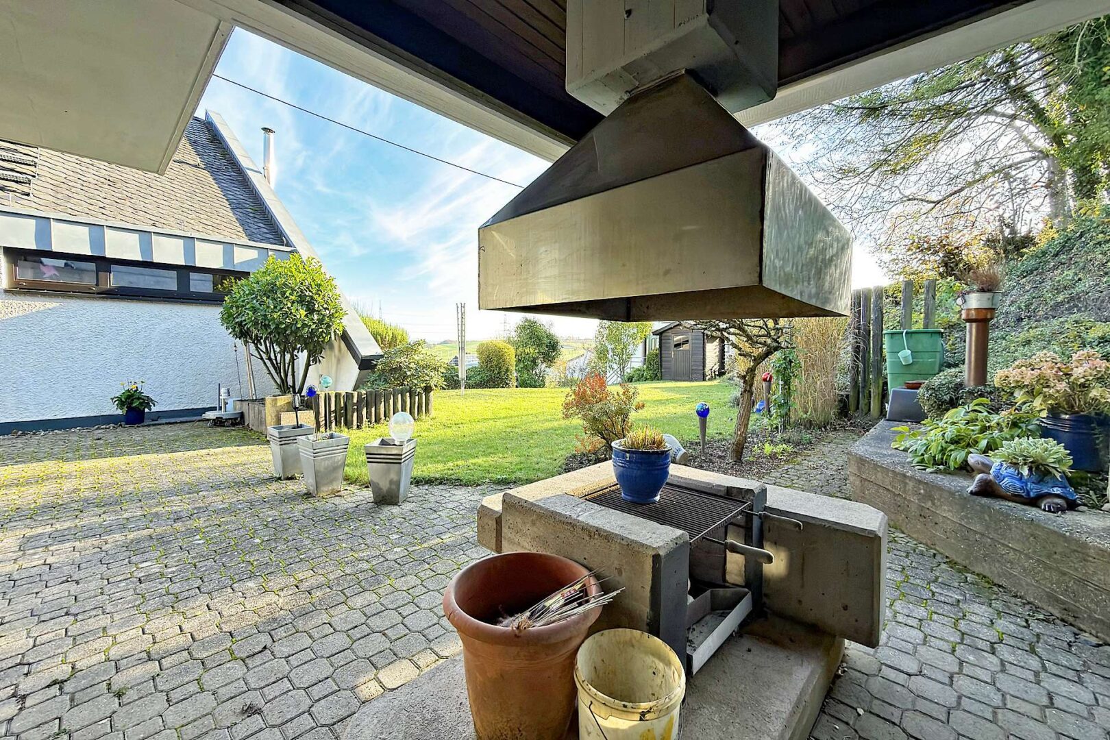 überdachter Grillplatz