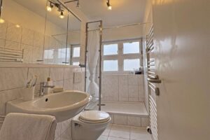 Badezimmer KG