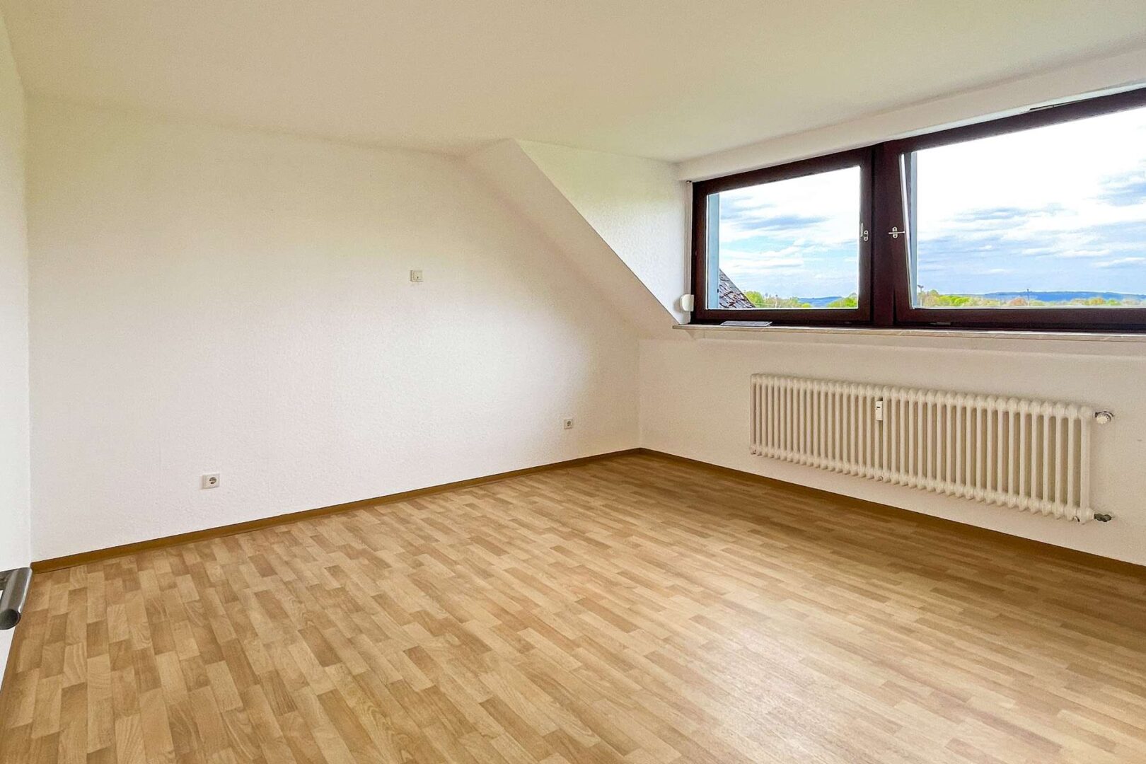 Schlafzimmer DG