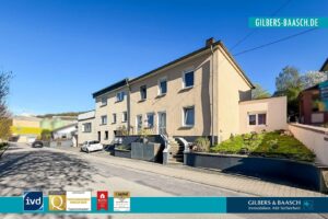Wohn- & Geschäftshaus in Wellen