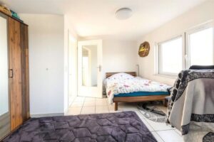 Schlafzimmer mit Terrassenzugang 1.OG