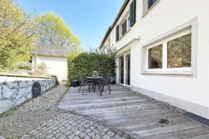 Terrasse mit Holzdielen