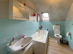 Badezimmer im OG