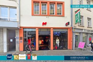 Moderne Ladenfläche in der Trierer Fußgängerzone