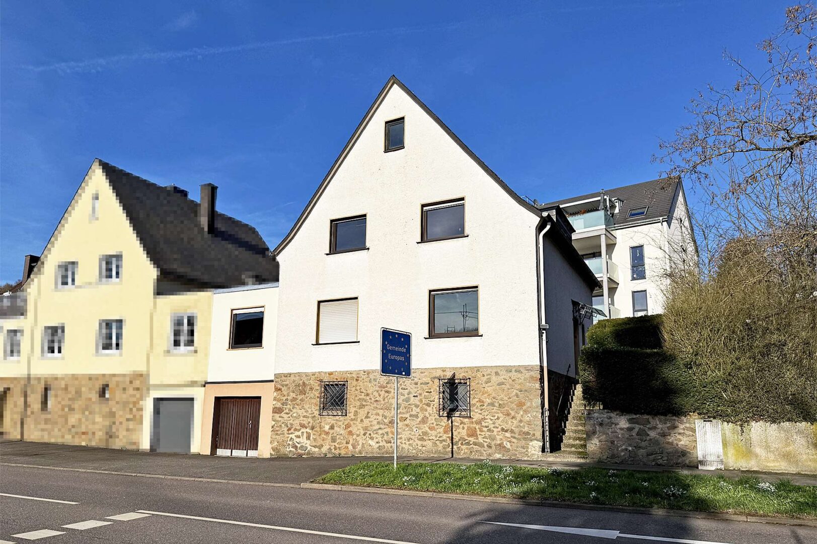 Straßenansicht