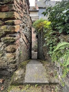 zweiter Zugang zum Garten