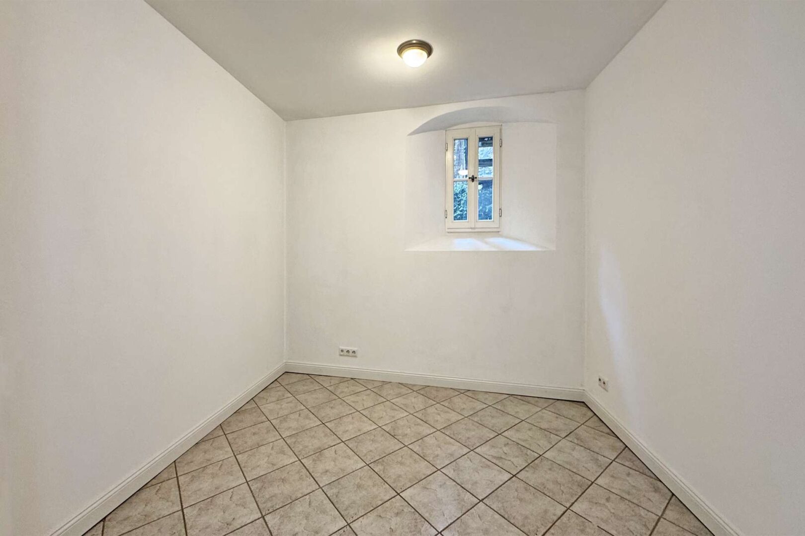 Büro oder Schlafzimmer Wohnung 1.OG