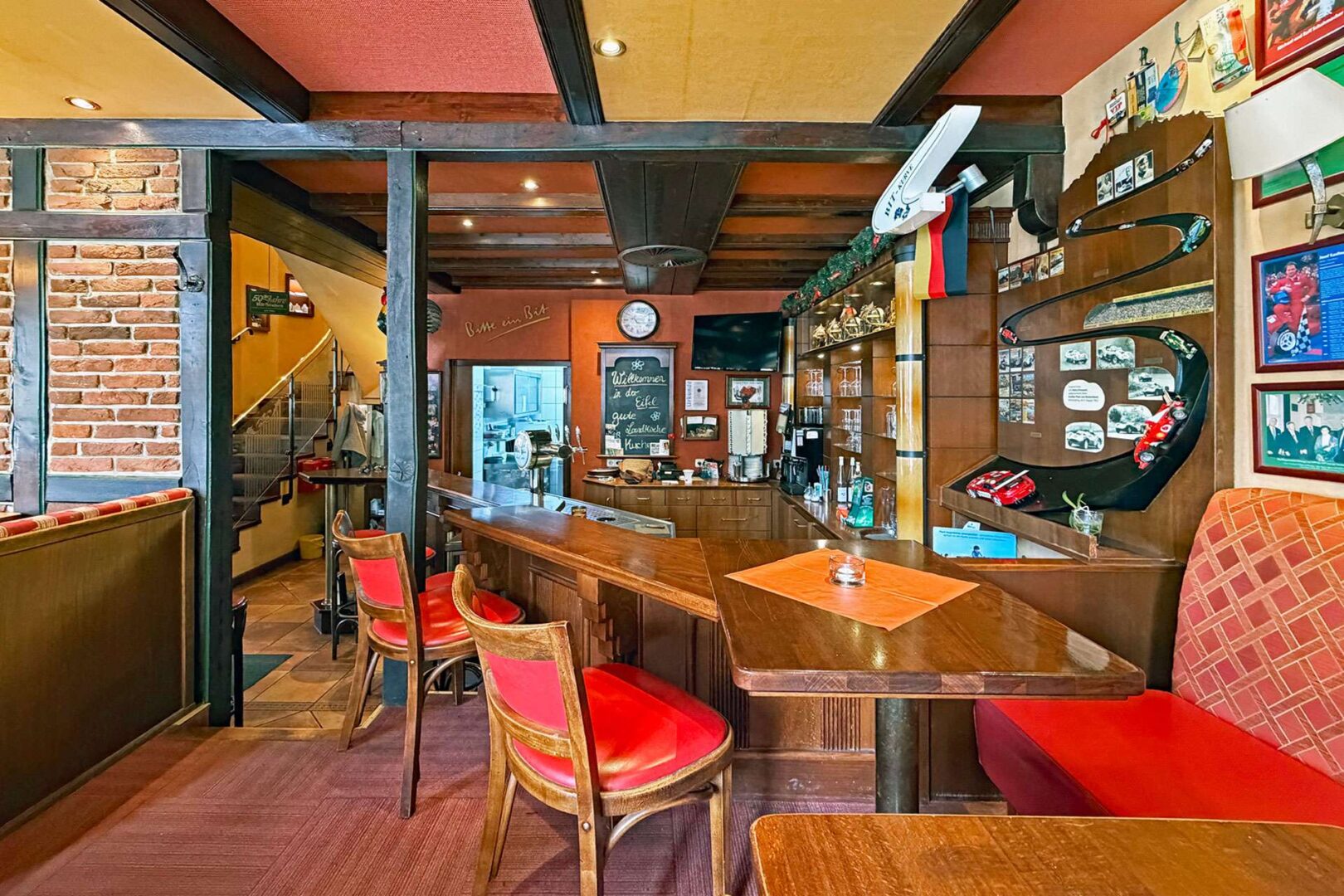 Theke im Erdgeschoss