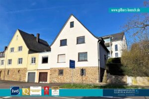 Charmantes Einfamilienhaus mit Garten