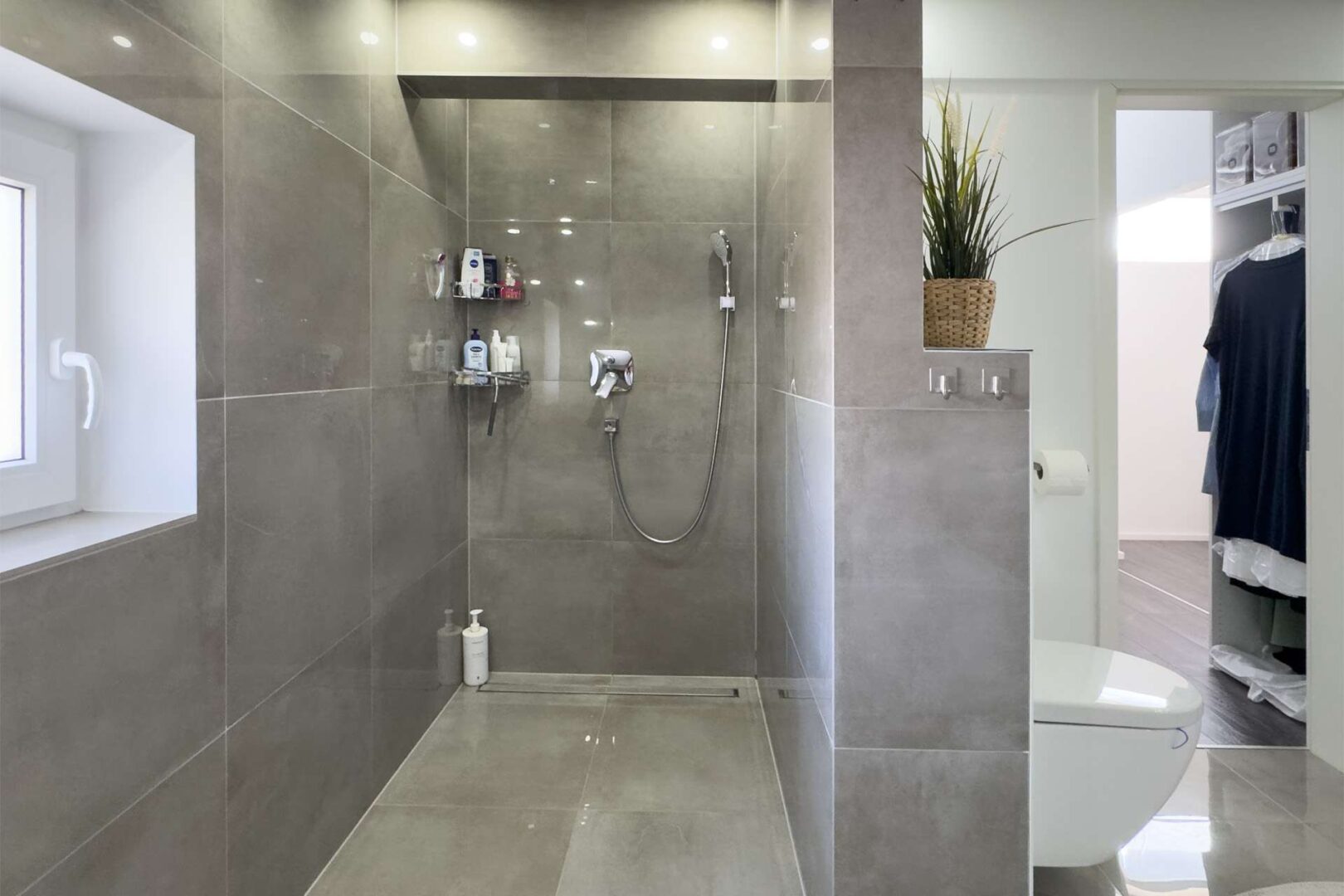 Dusche OG