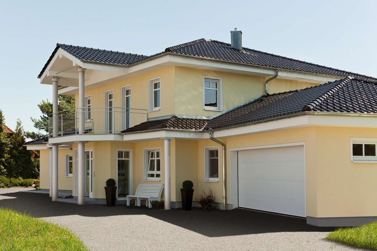 klassische Villa mit Portal (Bsp.: Kundenprojekt)