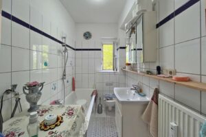 Wohnungsbeispiel - Badezimmer