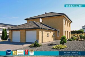 Landscheid: Hochwertiges Einfamilienhaus mit großzügigem Garten und zwei Terrassen