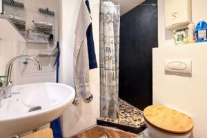 Badezimmer DG rechts