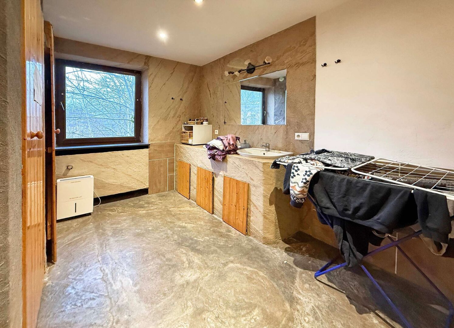Gemeinschaftl. Badezimmer