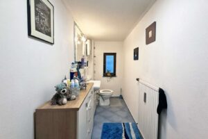 Badezimmer - OG links