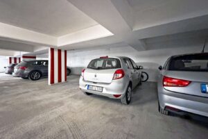 Tiefgaragenstellplatz