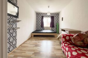 Schlafzimmer 2