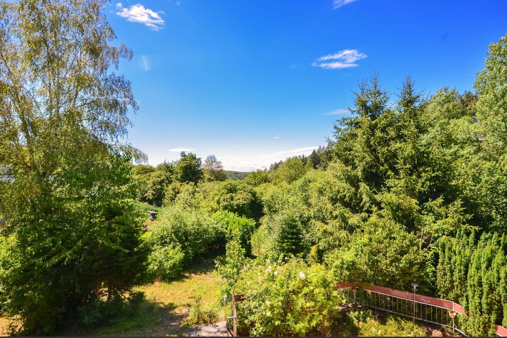 Garten und Weitblick
