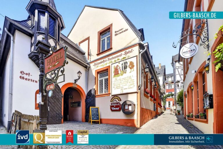 Historisches Gebäude mit besonderem architektonischem Charakter