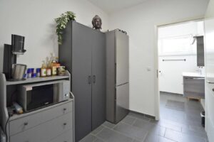 Zwischenflur und Badezimmerzugang
