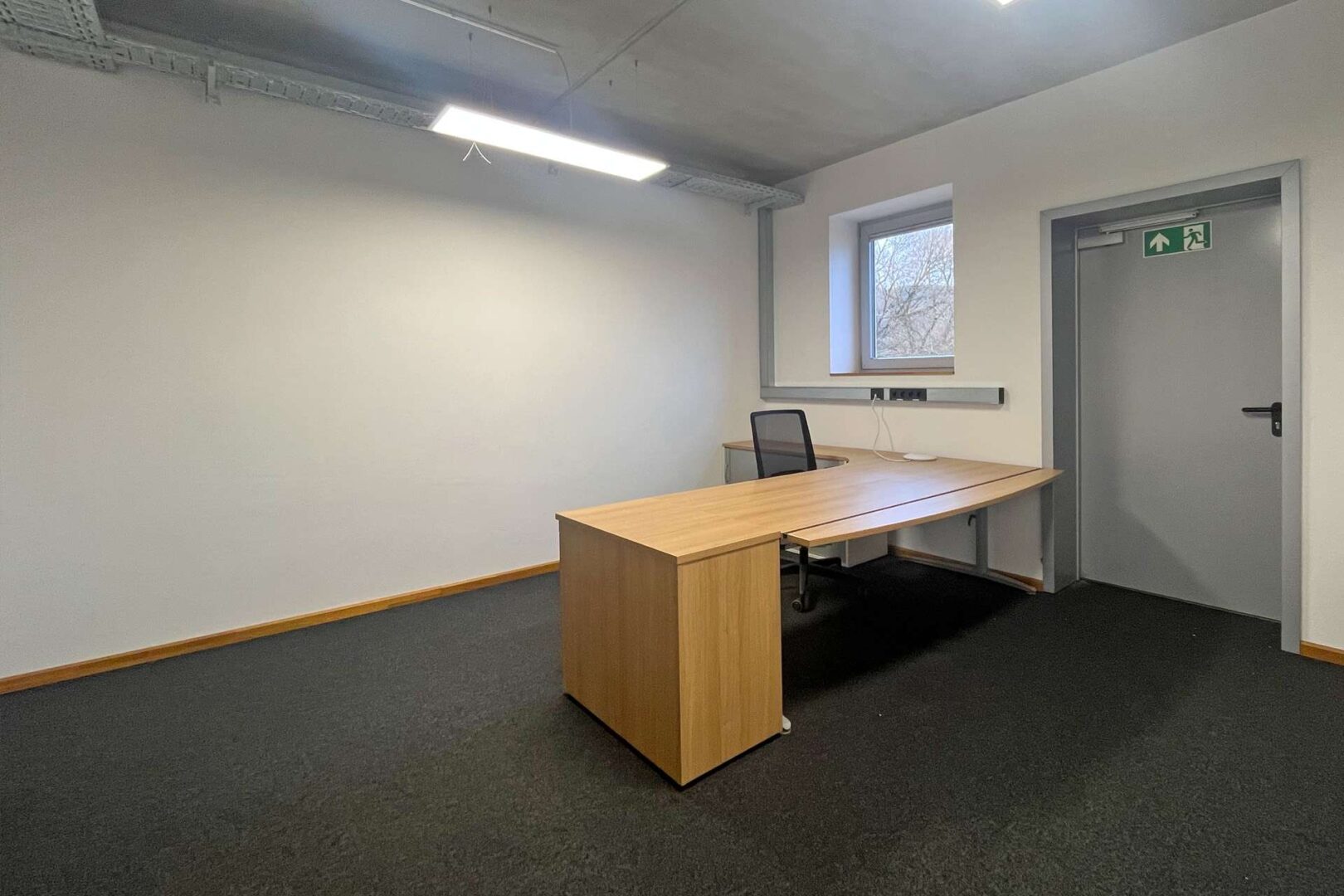 Bürobereich mit kurzen Wegen zur Hallenfläche