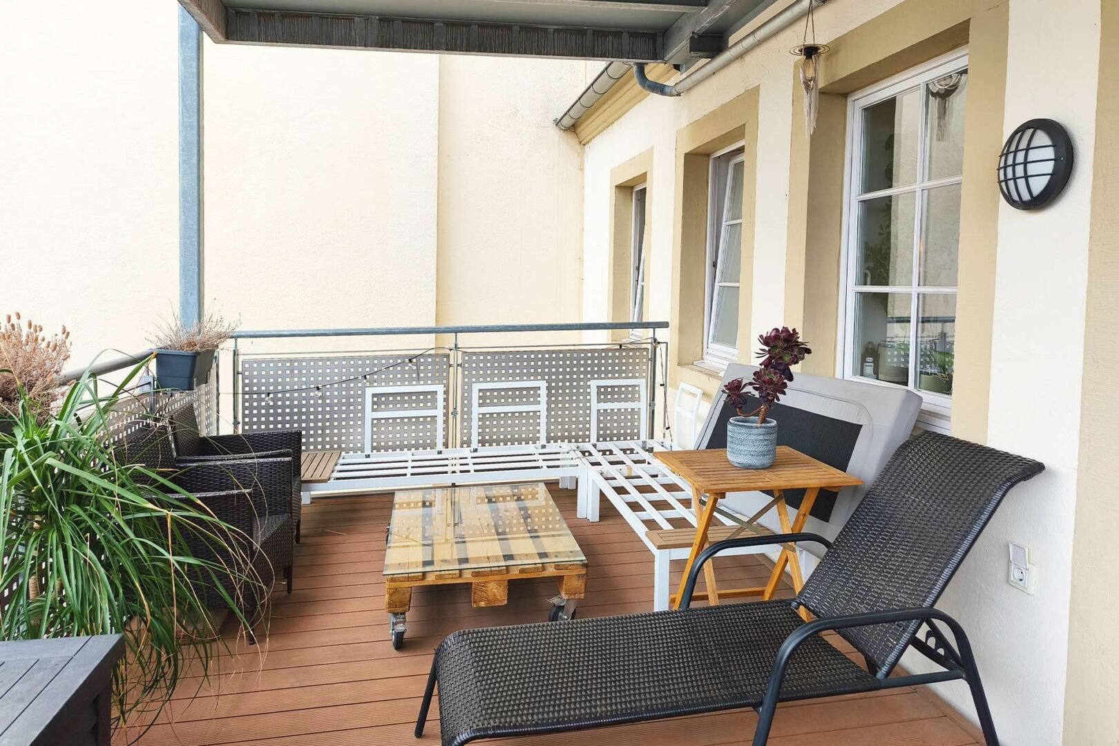 Großer Süd-West Balkon