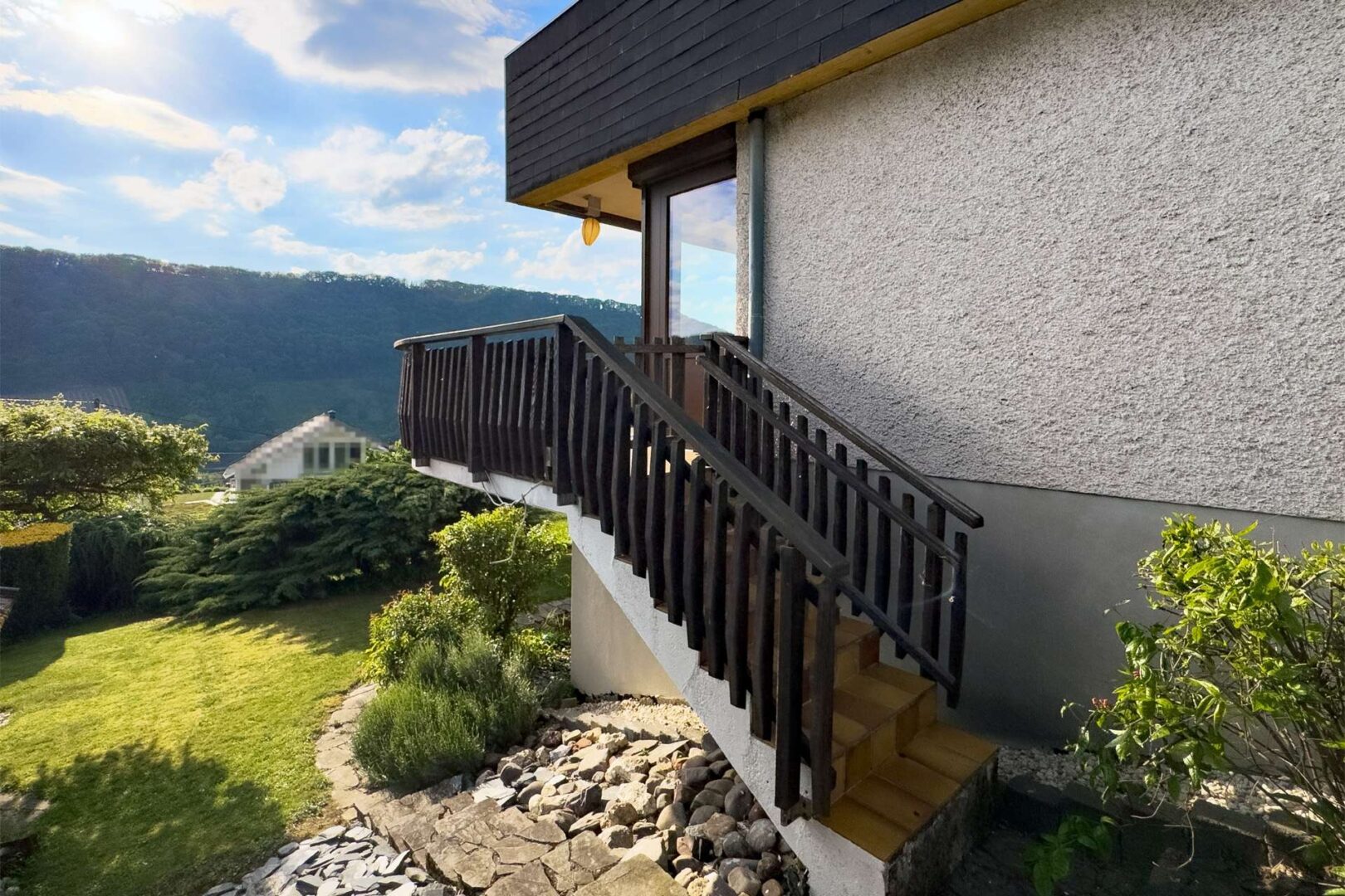 Zugang Balkon/ Garten