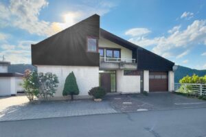 Fassade und Hof