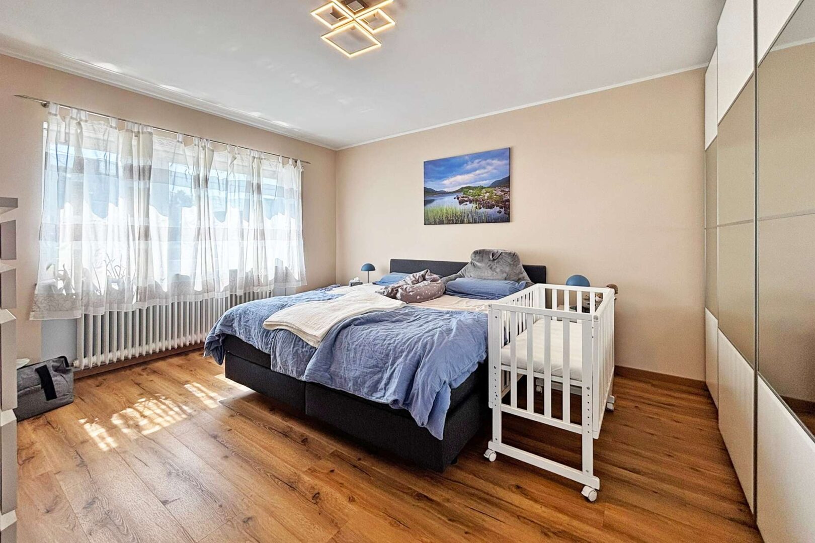 schönes Elternschlafzimmer