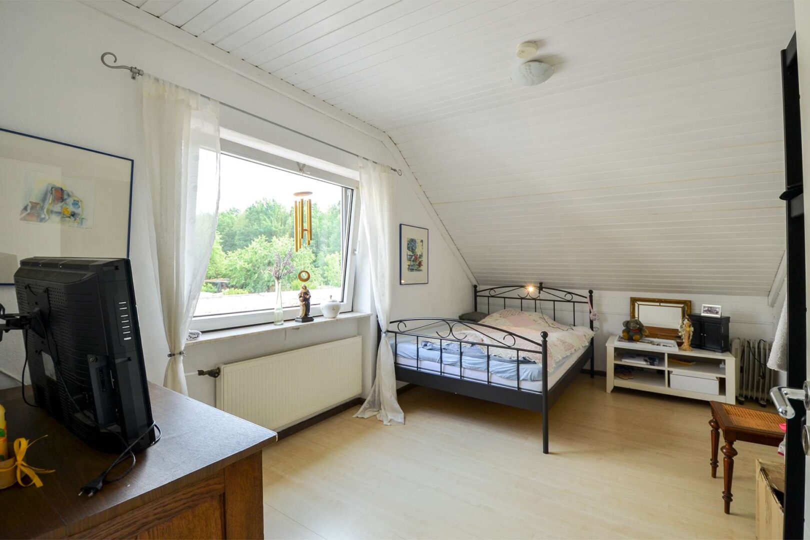 Helles Schlafzimmer