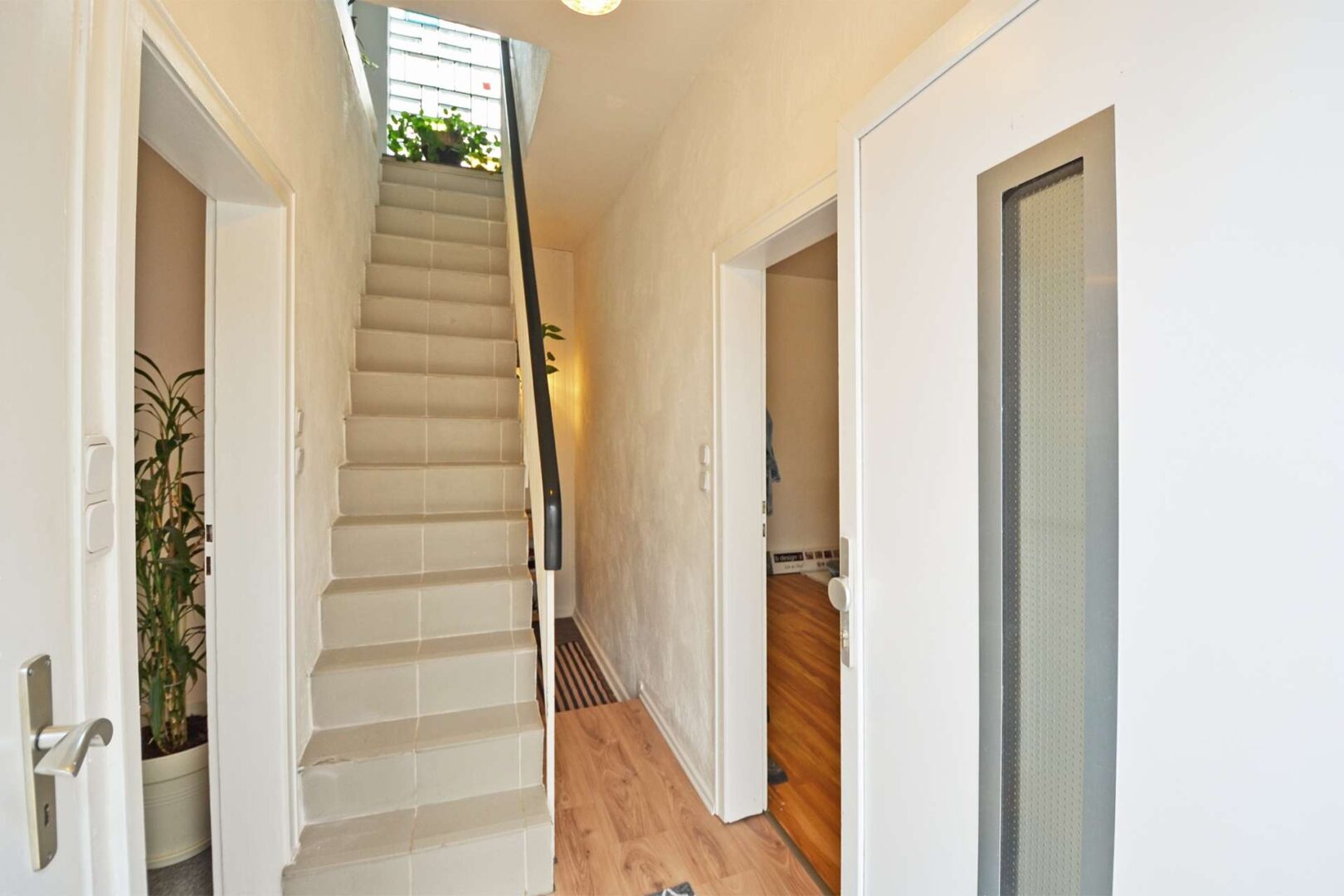 Flur mit Treppe