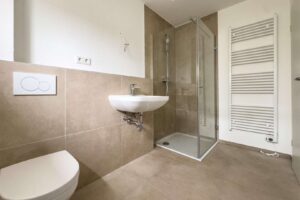 Bad mit Dusche