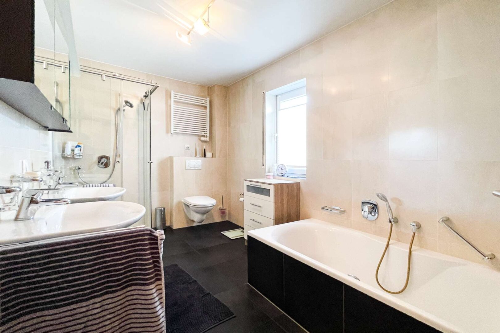 Badezimmer oben