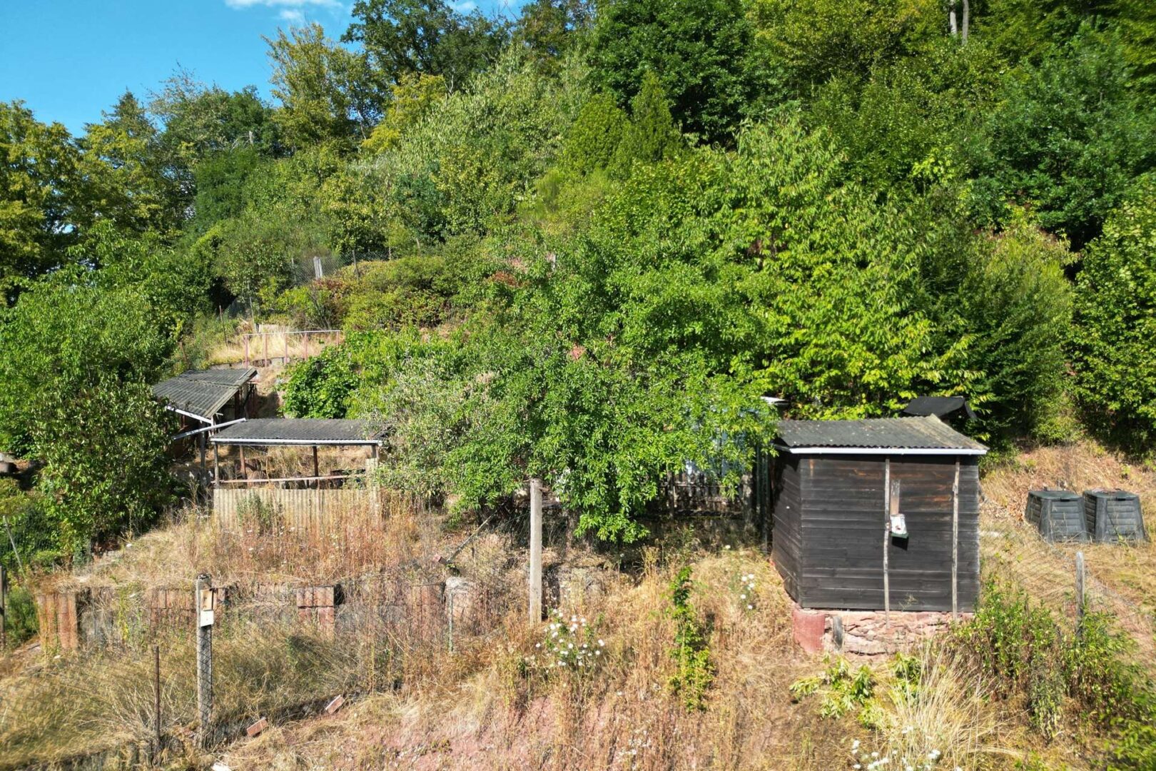 Gartengrundstück hinterm Haus