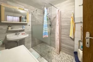 Badezimmer EG